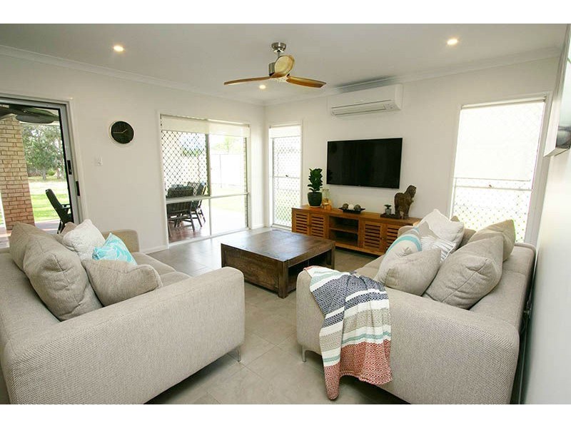 86 Sempfs Road, Dundowran Beach QLD 4655