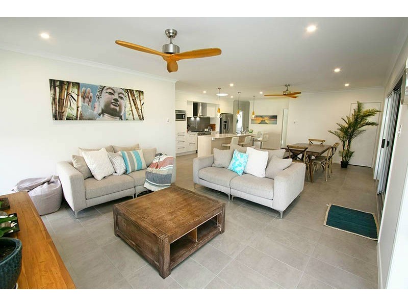 86 Sempfs Road, Dundowran Beach QLD 4655