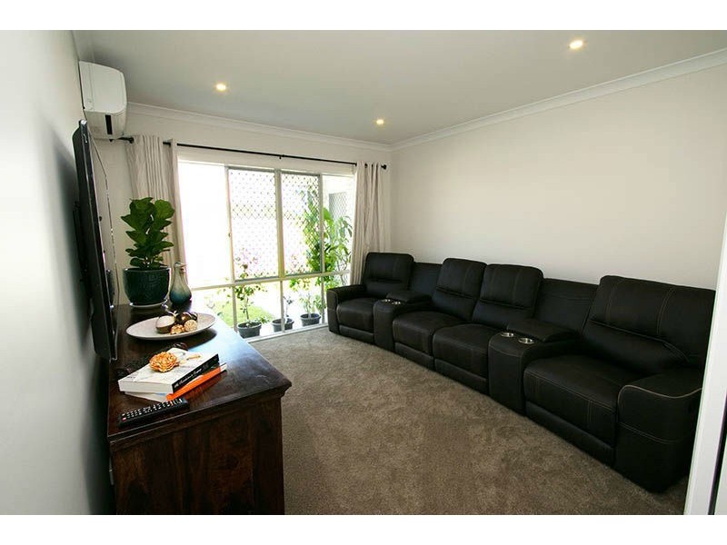 86 Sempfs Road, Dundowran Beach QLD 4655