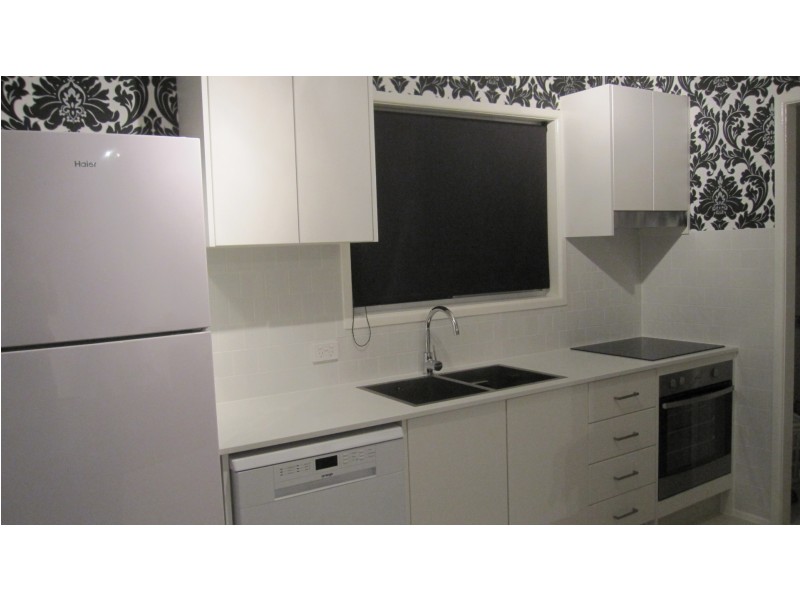 13 Susanne Street, Southport QLD 4215