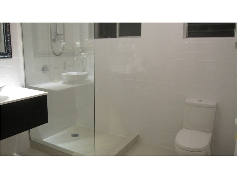 13 Susanne Street, Southport QLD 4215