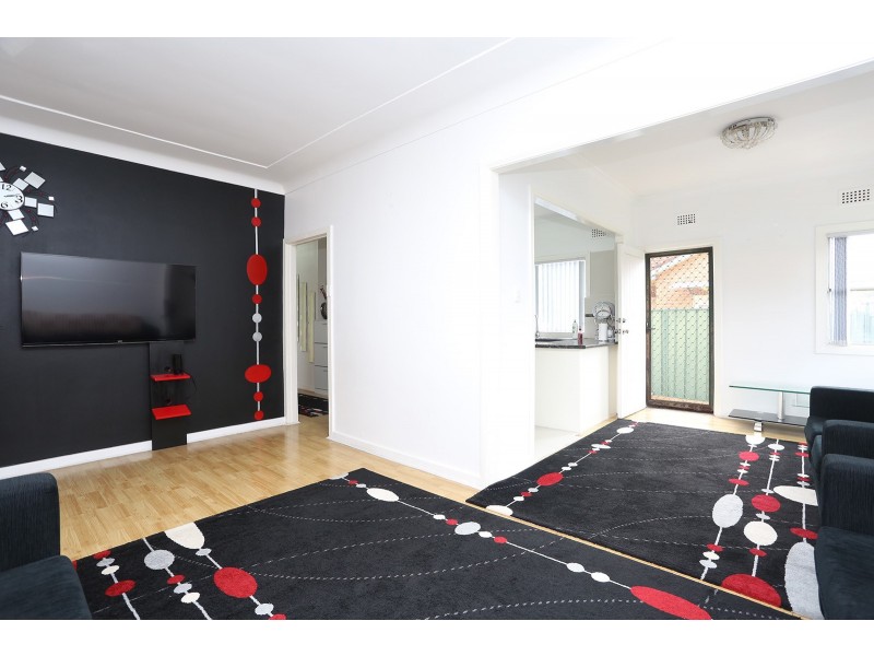 19a Osgood St, Guildford NSW 2161