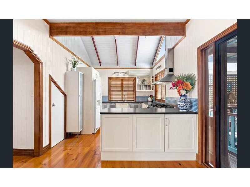 65 Kingsley Terrace, Wynnum QLD 4178