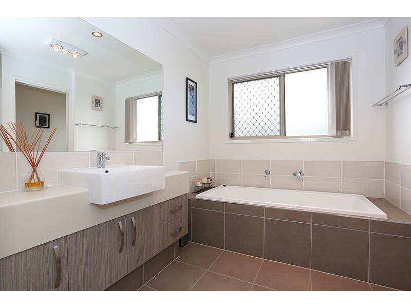 3 Goanna Court, North Lakes QLD 4509