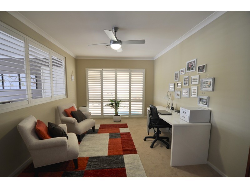 86 Corvus Drive, Cashmere QLD 4500