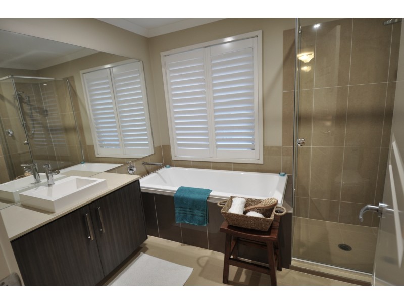 86 Corvus Drive, Cashmere QLD 4500