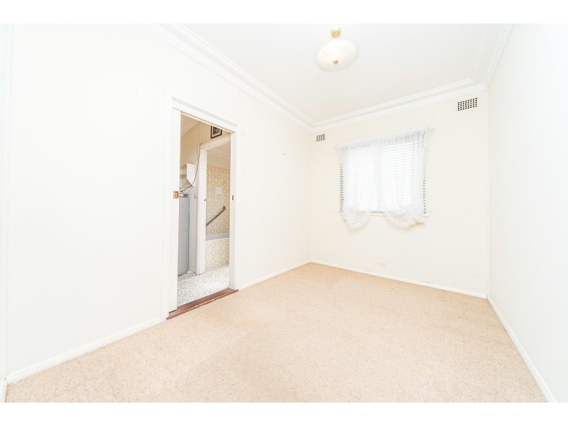 31 Yorston Street, Warners Bay NSW 2282