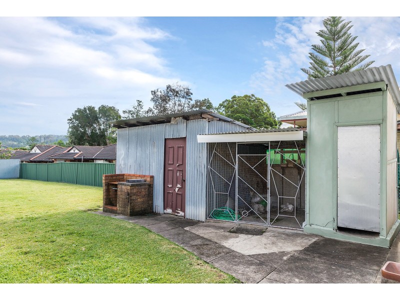 31 Yorston Street, Warners Bay NSW 2282