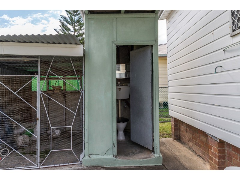 31 Yorston Street, Warners Bay NSW 2282