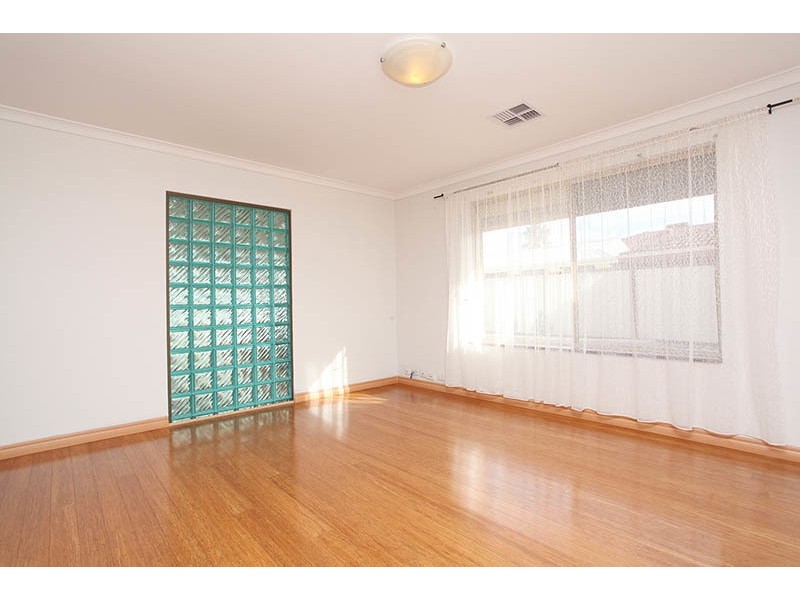 52 Dress Circle, Warnbro WA 6169