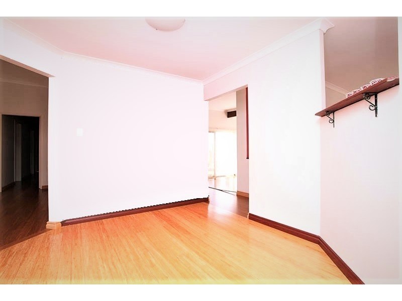 52 Dress Circle, Warnbro WA 6169