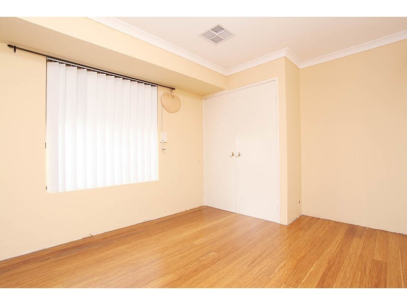 52 Dress Circle, Warnbro WA 6169