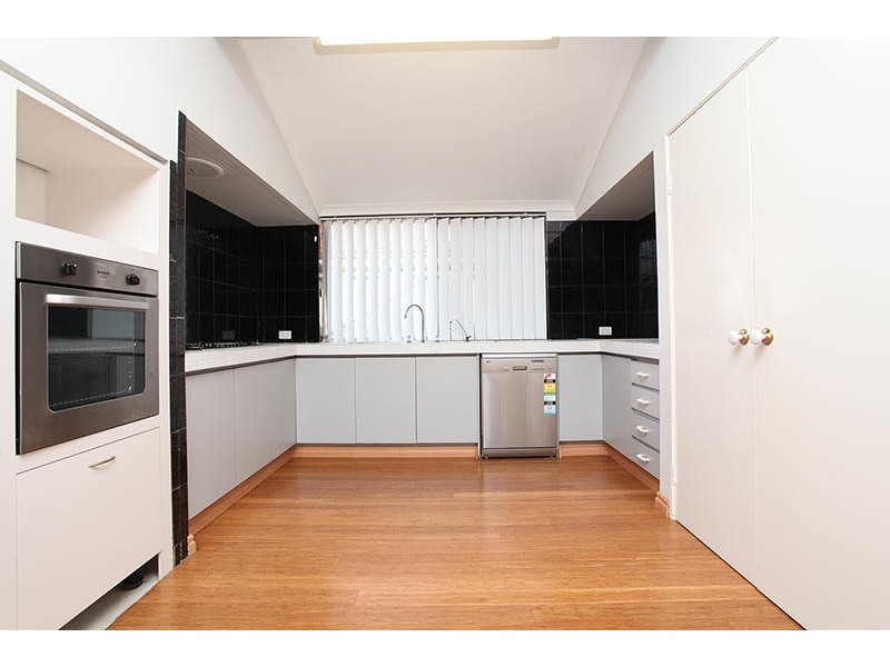 52 Dress Circle, Warnbro WA 6169