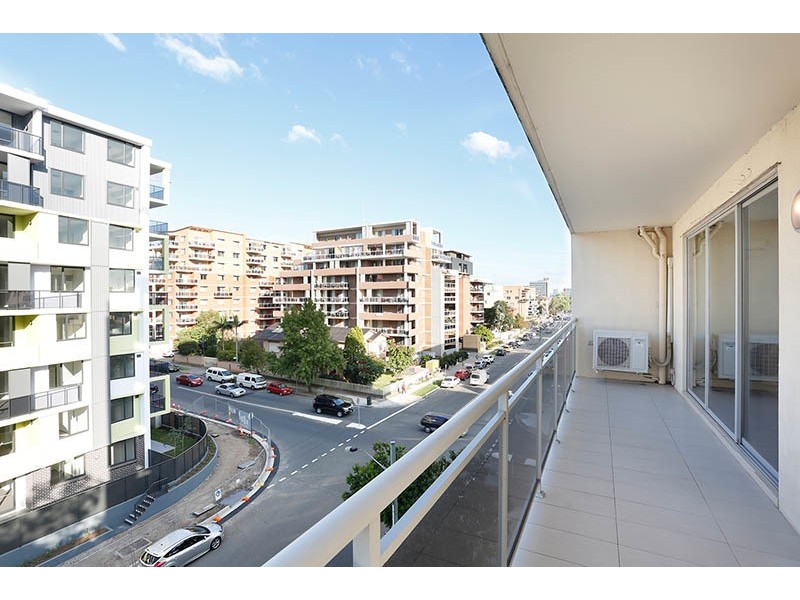 18/49 Lachlan Street, Warwick Farm NSW 2170