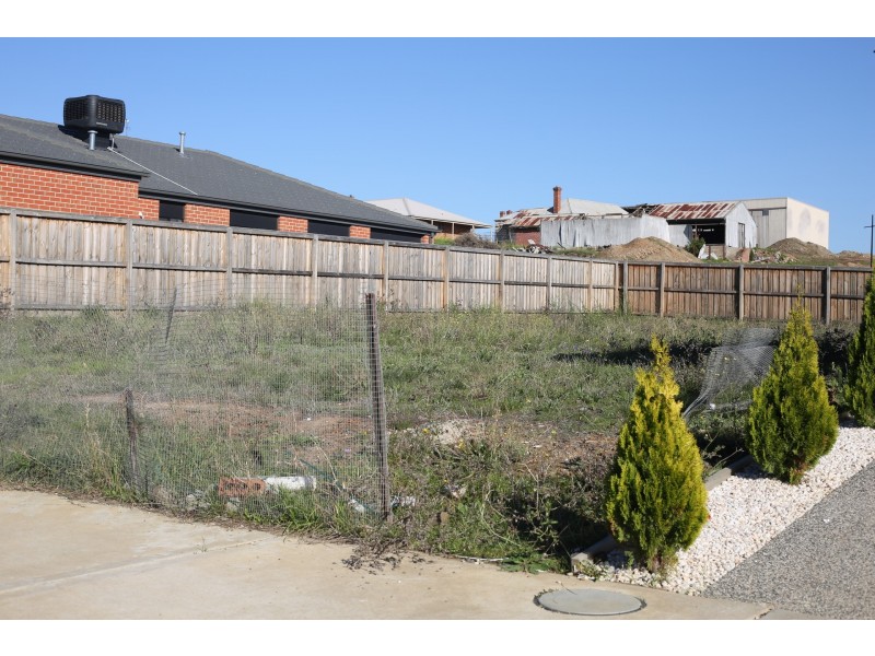 66 Cravens Road, Mernda VIC 3754