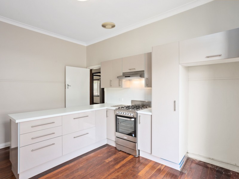 39 Cloister Avenue, Manning WA 6152