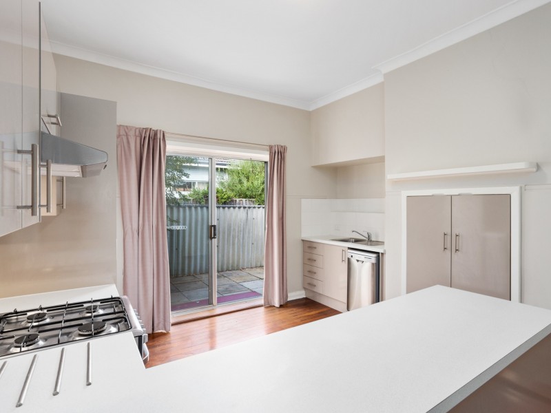 39 Cloister Avenue, Manning WA 6152