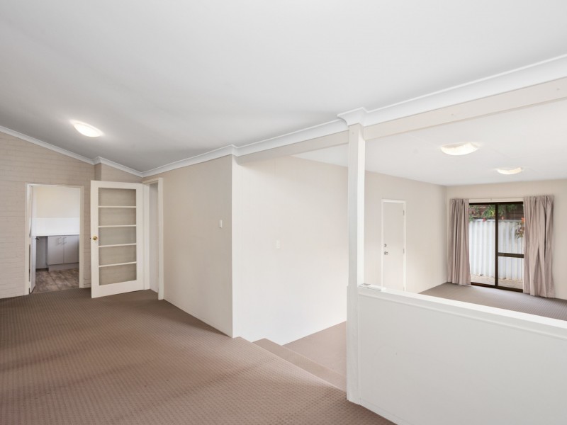 39 Cloister Avenue, Manning WA 6152