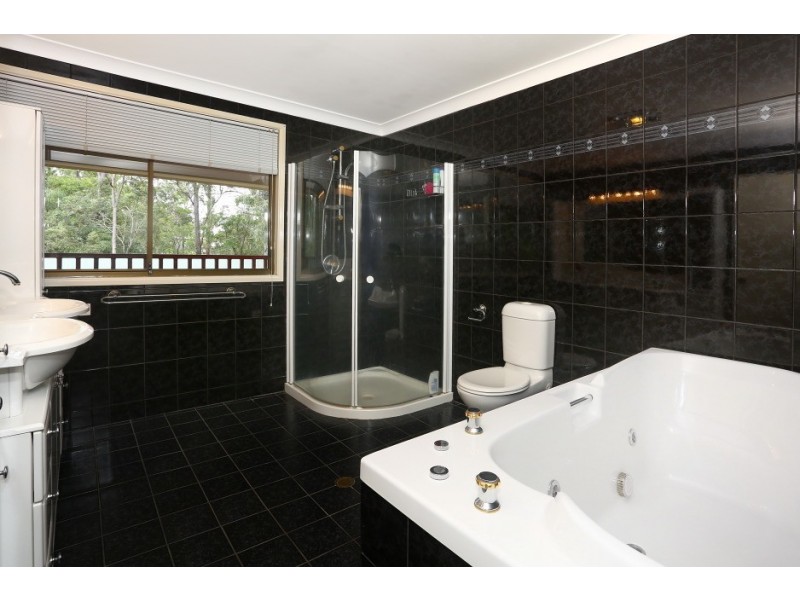 13 Wandin Street, Nerang QLD 4211