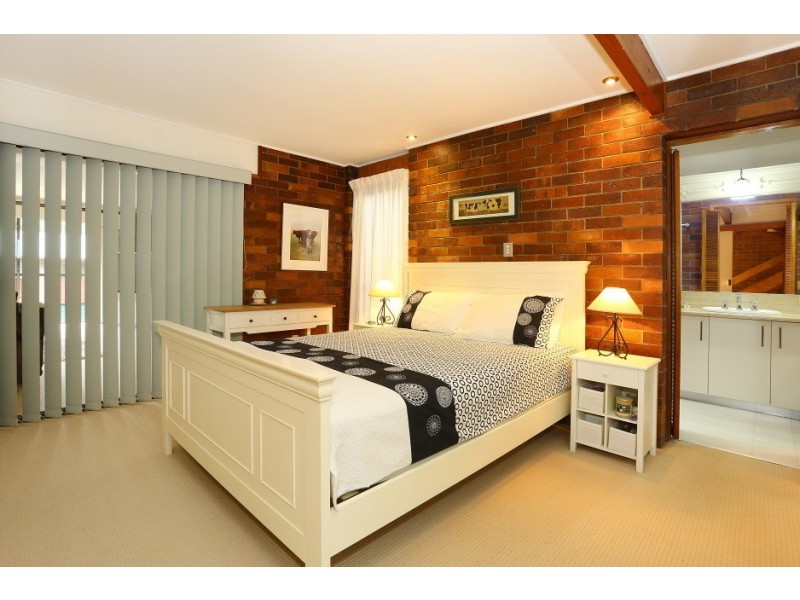 13 Wandin Street, Nerang QLD 4211