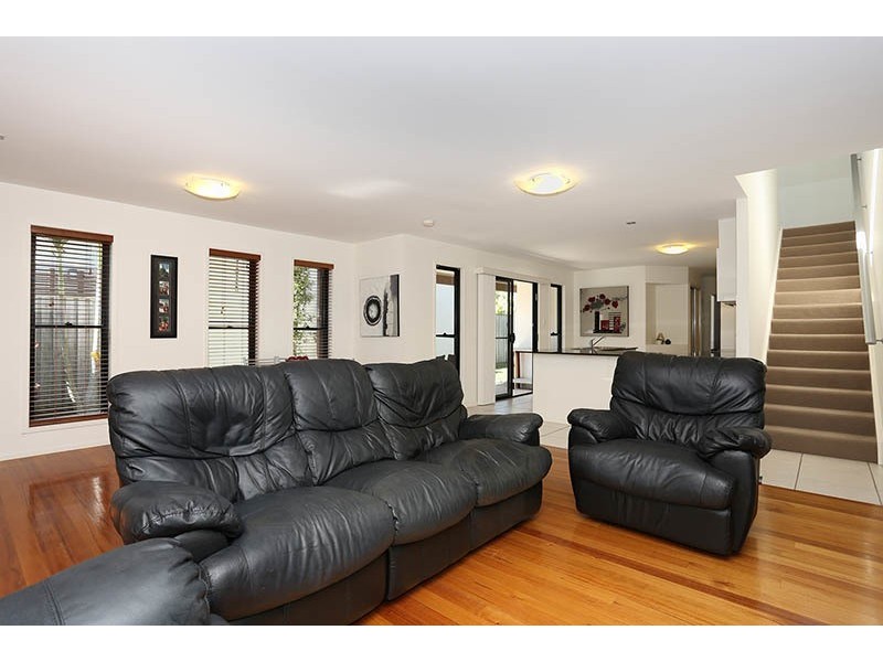 1/6 Suzanne Close, Mudjimba QLD 4564