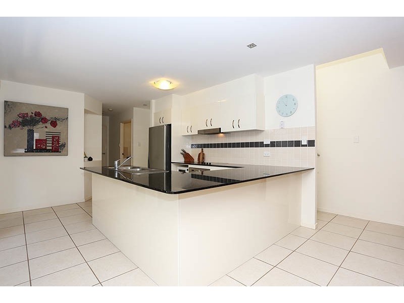 1/6 Suzanne Close, Mudjimba QLD 4564