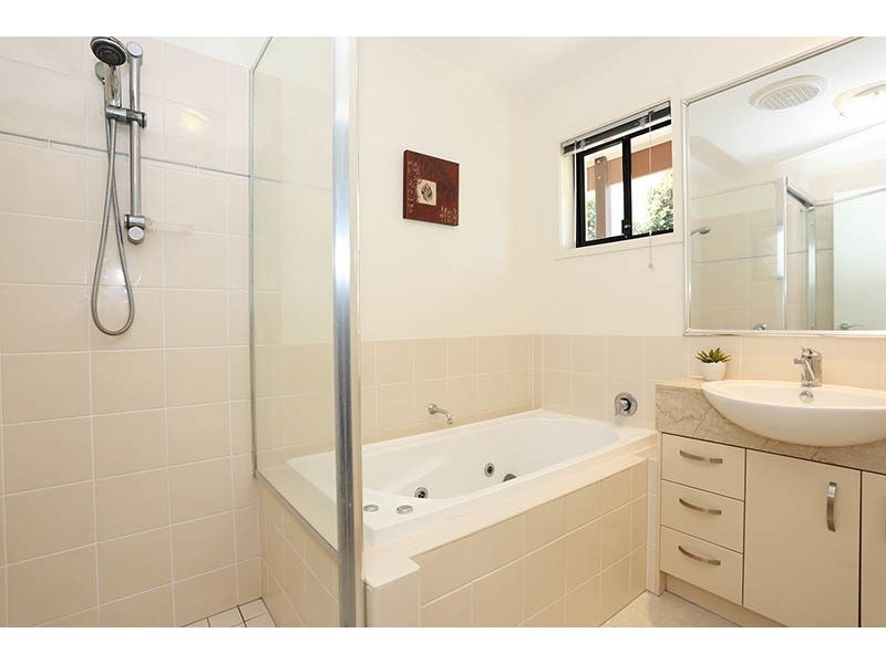 1/6 Suzanne Close, Mudjimba QLD 4564