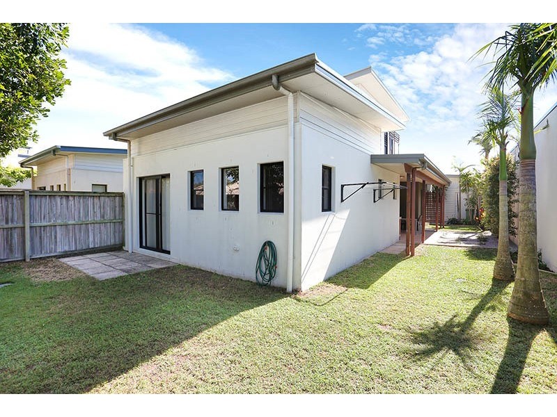 1/6 Suzanne Close, Mudjimba QLD 4564