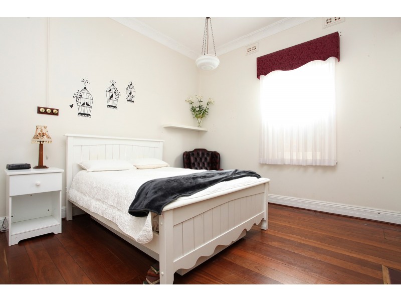 3 Waylen Street, Guildford WA 6055