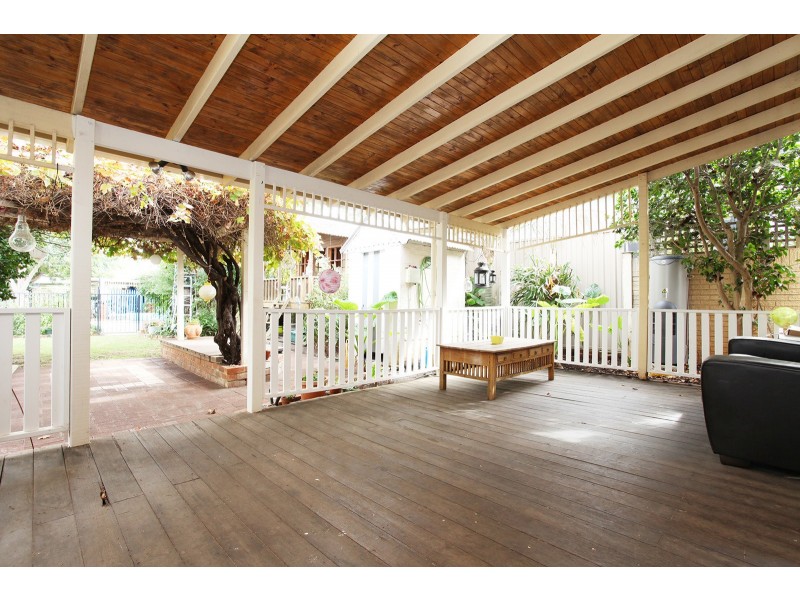 3 Waylen Street, Guildford WA 6055