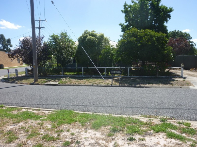 10 Port Fairy Rd, Ararat VIC 3377