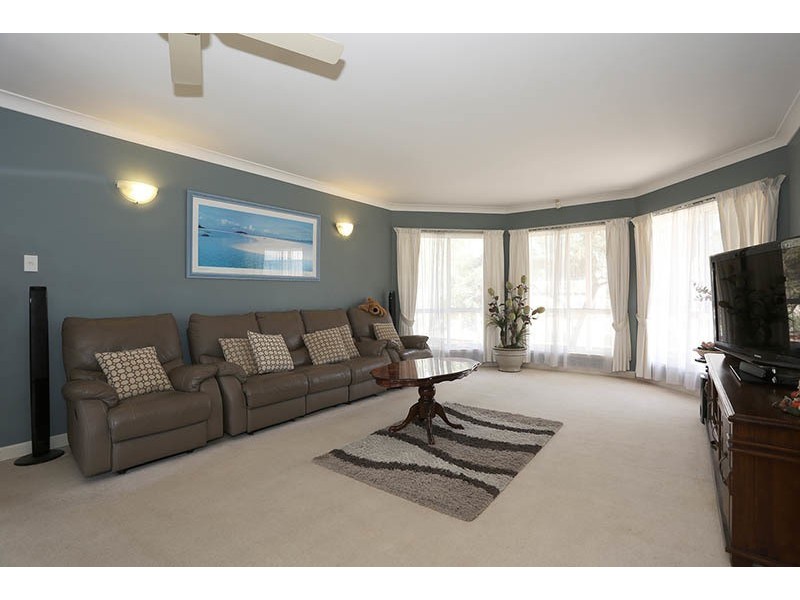 44 Barrs Avenue, Oxenford QLD 4210