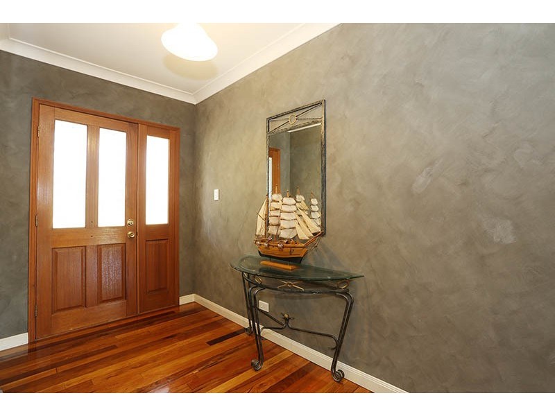 44 Barrs Avenue, Oxenford QLD 4210