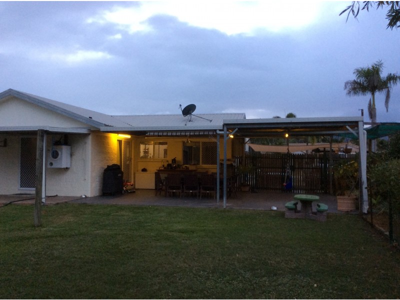 14 Thistle Court, Rasmussen QLD 4815