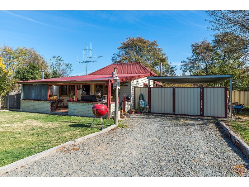 54 Butmaroo Street, Bungendore NSW 2621