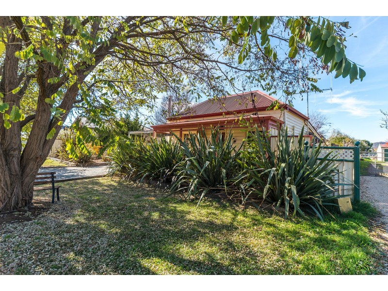 54 Butmaroo Street, Bungendore NSW 2621