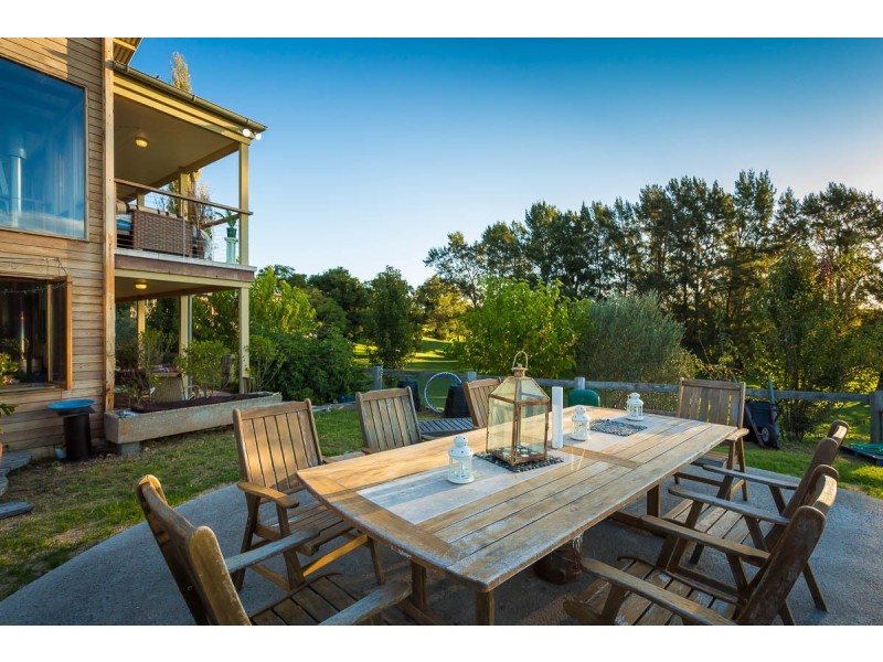 18 Millowine Lane, Bega NSW 2550