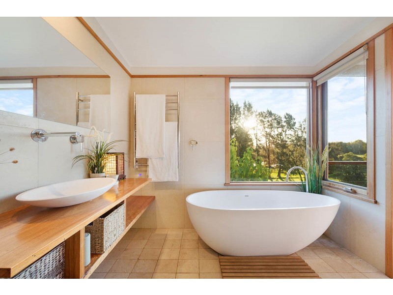 18 Millowine Lane, Bega NSW 2550