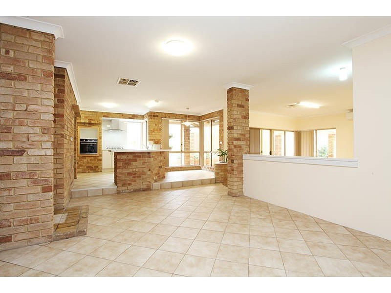 32 Stanton Crescent, Greenwood WA 6024