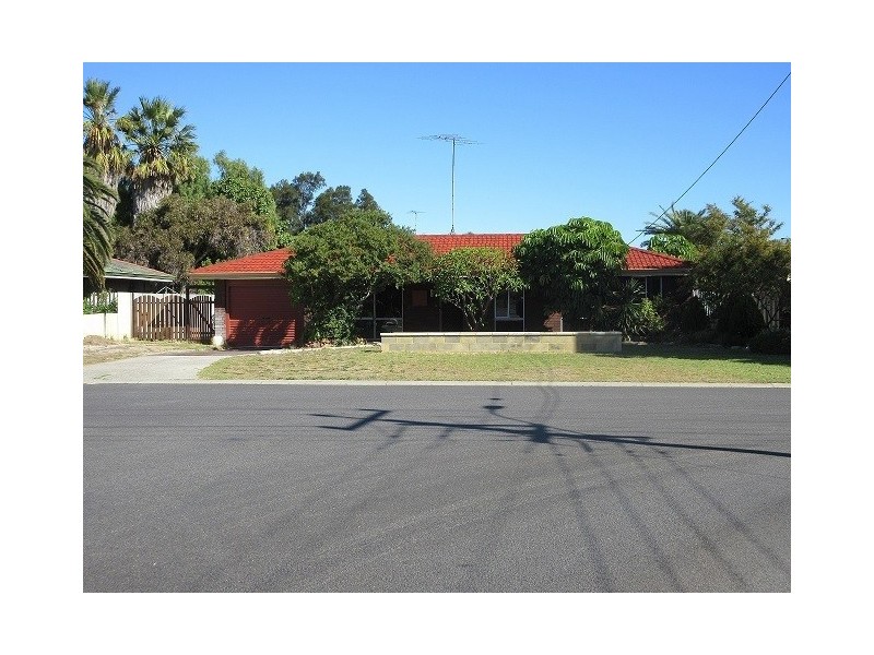 16 Henry Street, Rockingham WA 6168