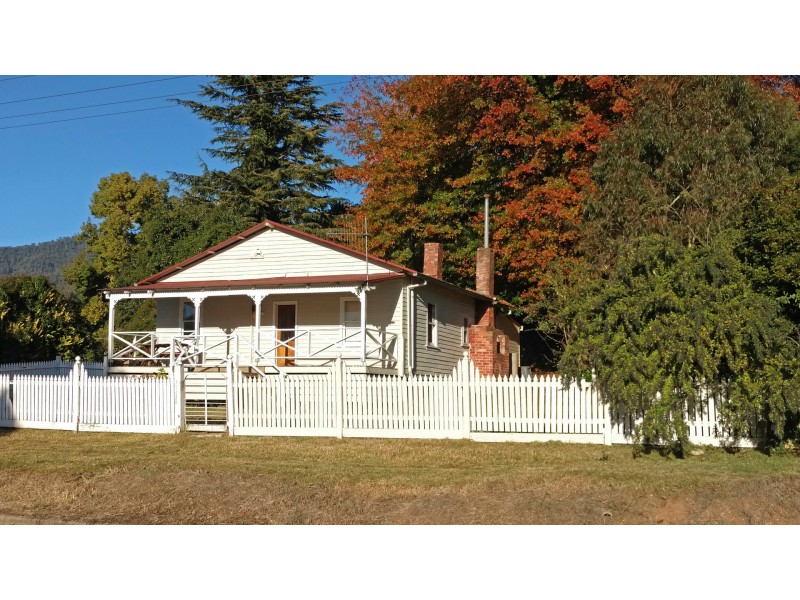 23 Kiewa Valley Highway, Tawonga VIC 3697