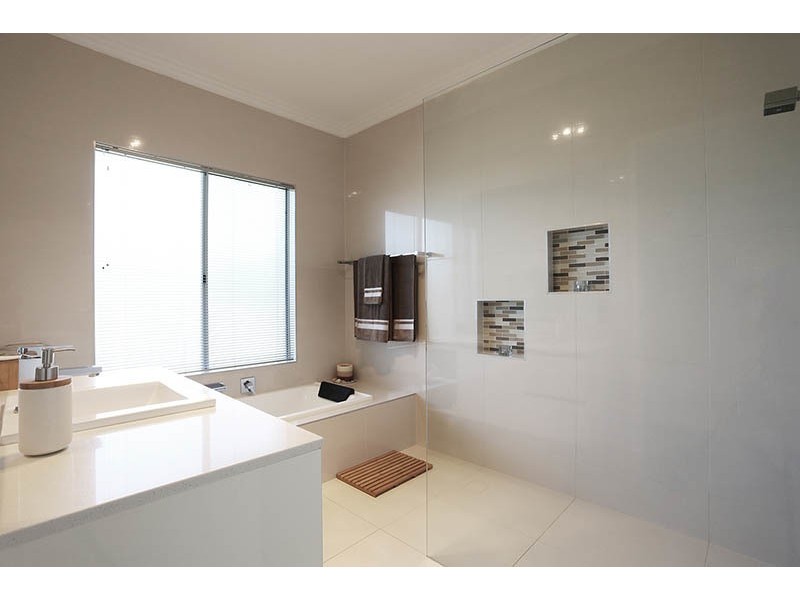 24 Judicial Circuit, Jones Hill QLD 4570