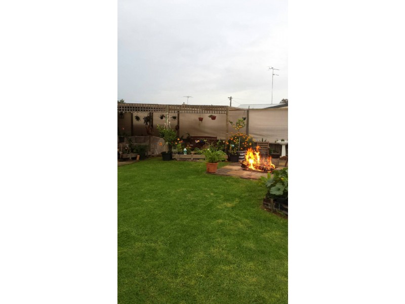 6 Wren Street, Norlane VIC 3214