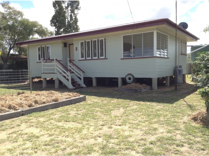 5 Porter Street, Tara QLD 4421