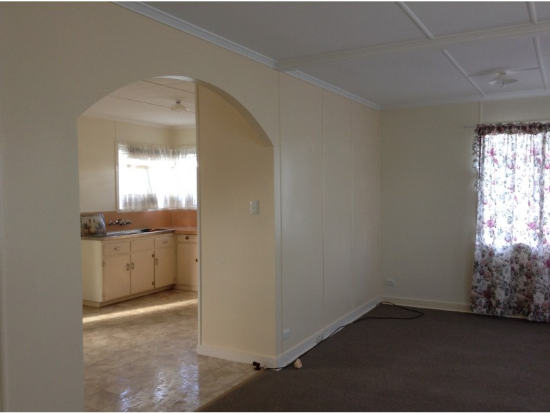 5 Porter Street, Tara QLD 4421