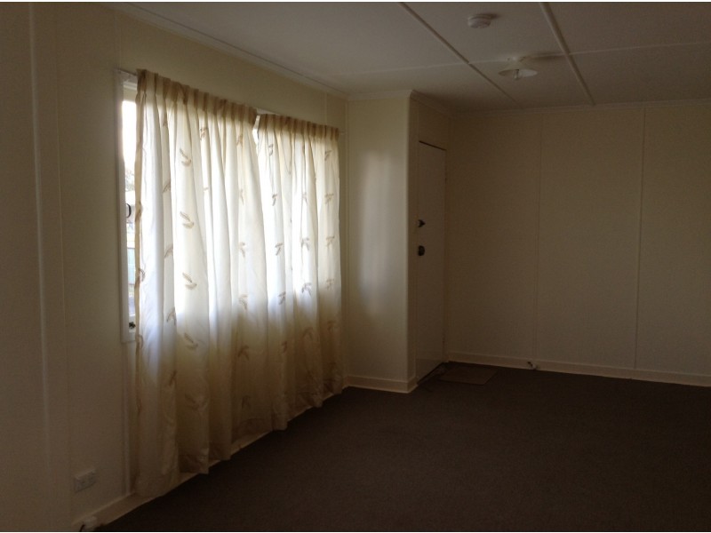 5 Porter Street, Tara QLD 4421