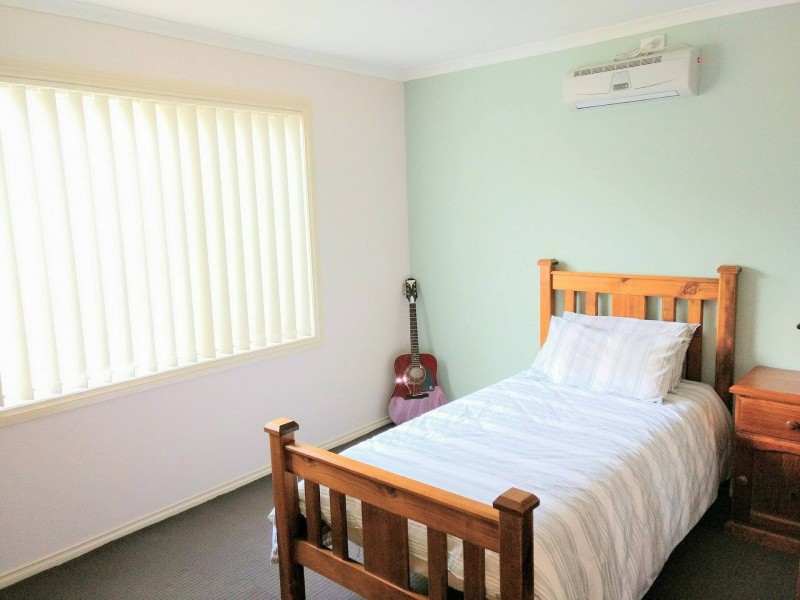 2/5 Russell Street, Darley VIC 3340