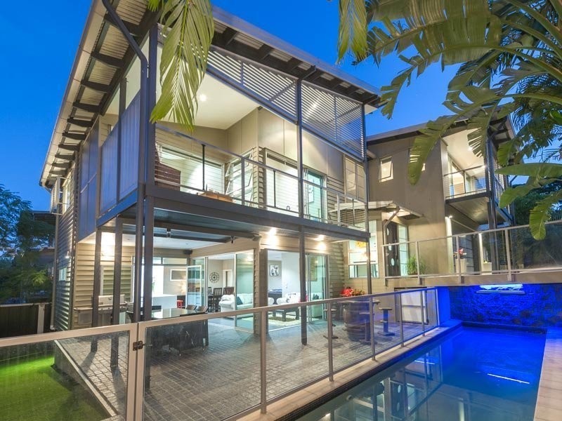 26 Arabella Street, Bardon QLD 4065