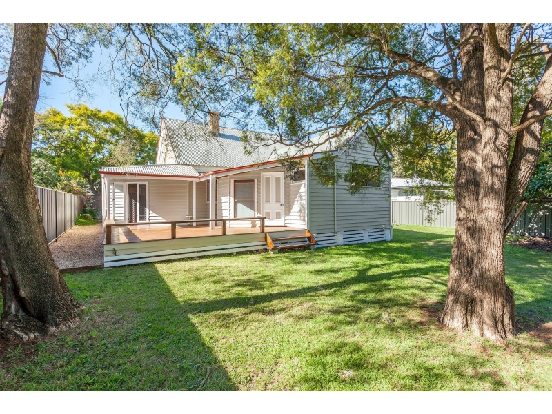 3 Fogarty Street, East Toowoomba QLD 4350