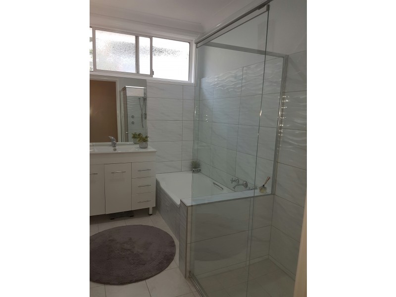 8 Labulla Place, Glendale NSW 2285